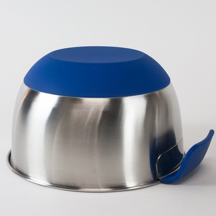 HUJI 3 Piece Stainless Steel Mixing Bowls set with Pouring Spouts & Non-Slip Silicon Base and Handles For Baking... N7