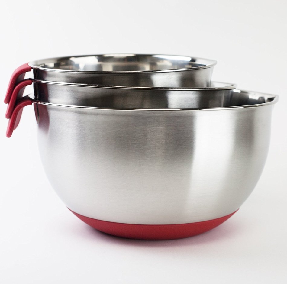 HUJI 3 Piece Stainless Steel Mixing Bowls set with Pouring Spouts & Non-Slip Silicon Base and Handles For Baking... N9