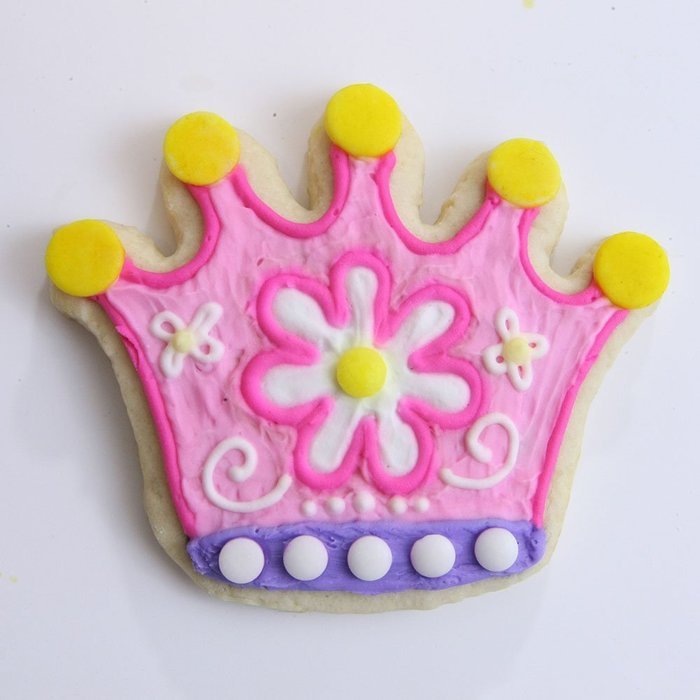 Ann Clark Crown Cookie Cutter Set - 2 Piece - Crown and Princess Crown - Tin Plated Steel N4