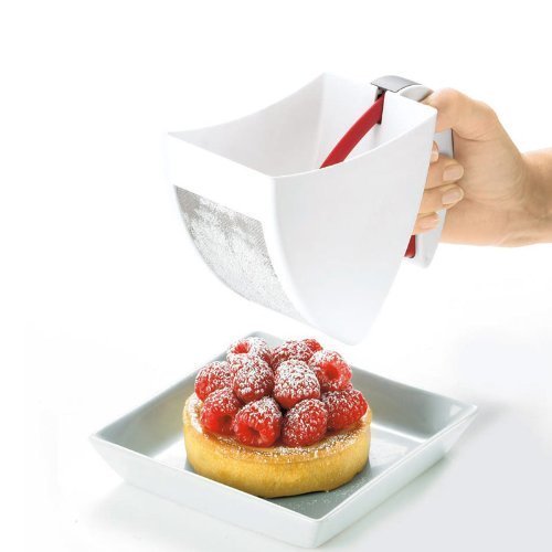 Cuisipro Scoop and Sift Flour Sifter N5