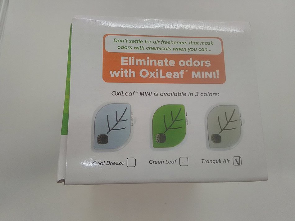 Great Stocking Stuffer! OxiLeaf Mini Nature's Plug-in Air Purifier! N3