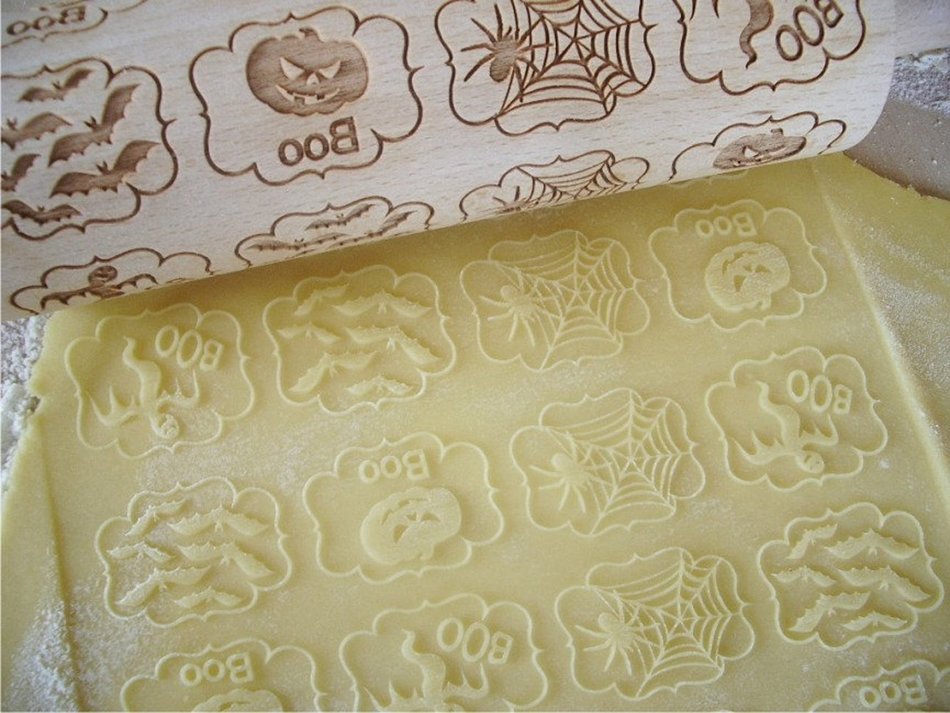 Bopstyle Wooden Laser Engraved Rolling Pin with Halloween Pattern for Embossed Cookies (15" x 1.96&ldquo;, Style-1) N9