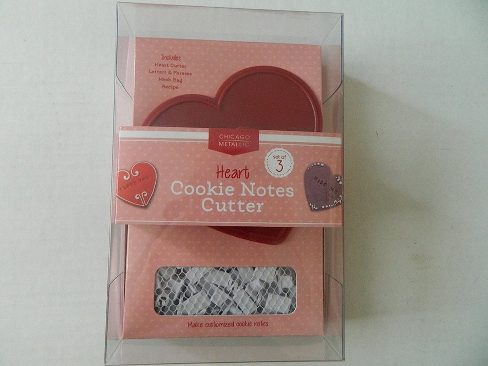 Chicago Metallic Heart Cookie Cutter and Notes Stamp