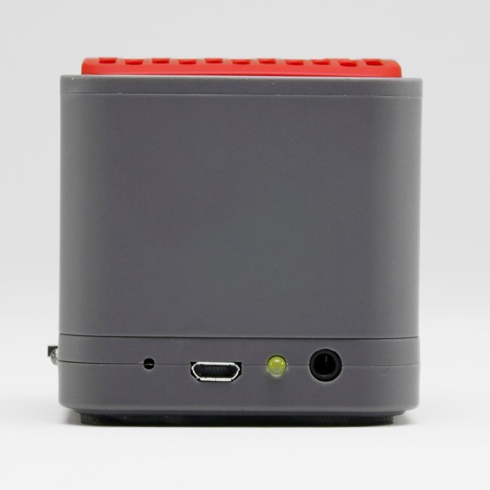 MBQUART QUBTwo Dual Driver Wireless Bluetooth Speaker (Red) N26