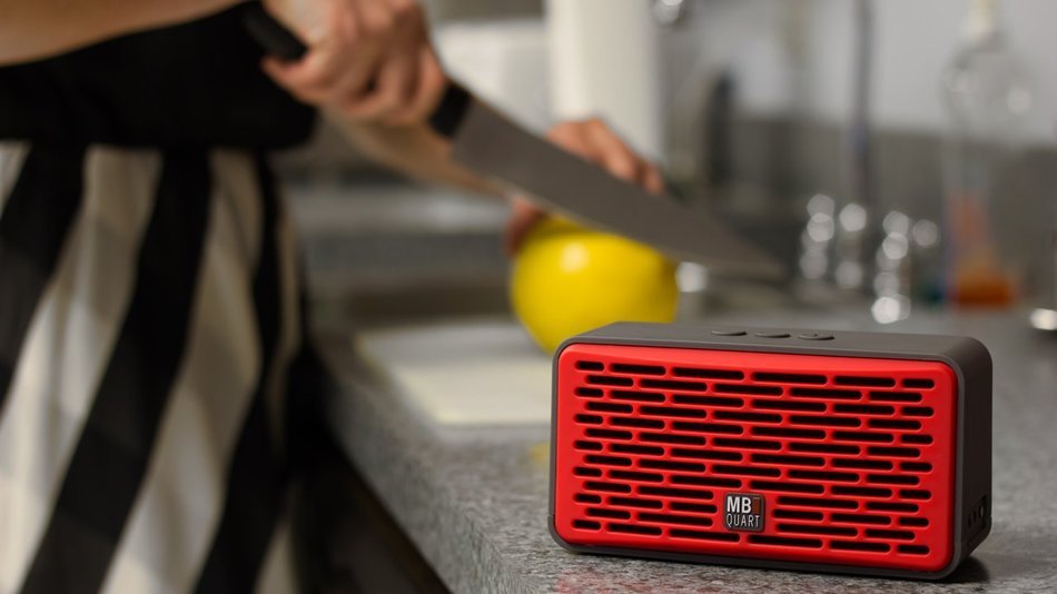 MBQUART QUBTwo Dual Driver Wireless Bluetooth Speaker (Red) N43
