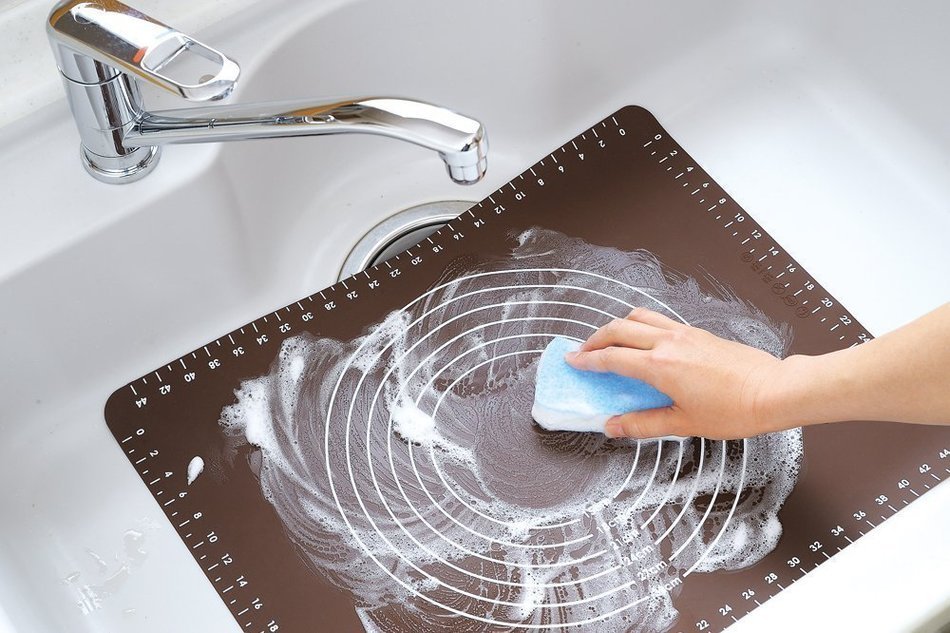 HANBUN Silicone Baking Mat with Measurements Conversions, Non-Slip for Rolling Dough N2