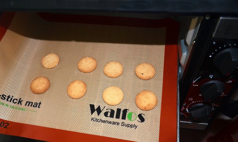 Walfos Silicone Baking Mat-Set of 2 Half Sheet (Thick & Large 11 5/8" x 16 1/2") - Non Stick Platinum Silicon... N3