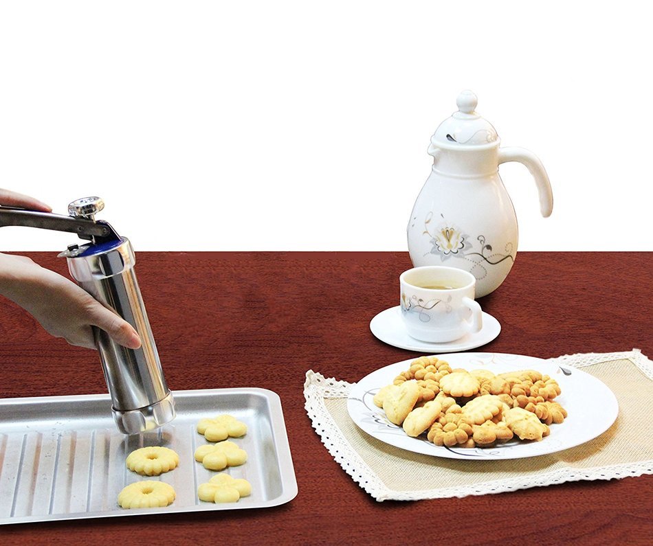 Saken Stainless Steel Cookie Press Gun Set with Plastic Easy-Grip Trigger Handle, Deluxe II Premium Grade Kit,... N6