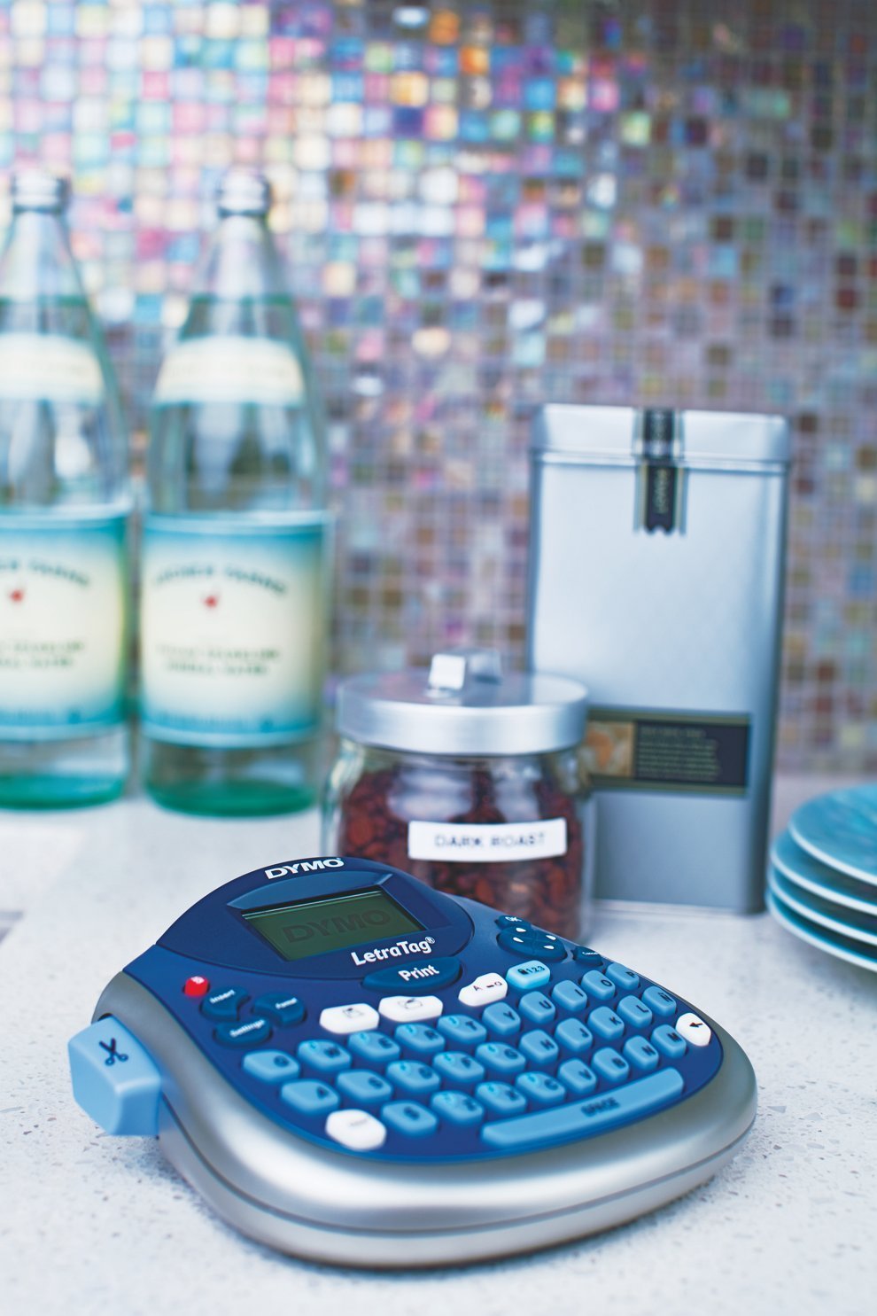 Dymo letratag lt 100h plus handheld label maker with 3 bonus letratag