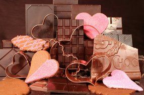 Old River Road Pear Shape Cookie Cutter, Copper N5