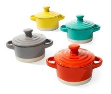 Creative Co-op Round Stoneware Mini Baker with Lid, 3-1/4-inch, 4 Colors