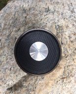 Krazilla Lux Bluetooth Stylish Speaker, 2016 Modern Bluetooth 2.1, Expanded Bass system and large 45mm driver... N5