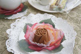 EuroQuest Imports Pink Roses Deco Parchment Leaves, Pack of 20 N4