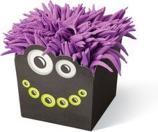 Wilton 415-3023 Monsters Disposable Bakeware N4