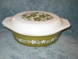 Vintage 1970's Pyrex " Spring Blossom" Oval 1 1/2 Quart Casserole Baking Dish w/ White Milk Glass Lid