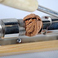Bargain World Mechanical Sheller Walnut Nut Cracker Fast Opener Kitchen Tools N4