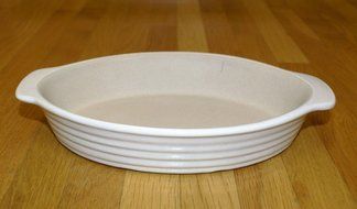 Pampered Chef " New Traditions " Stoneware Small Oval Baker - 2 cup capacity N2