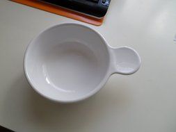 Corning Ware French White 15 Oz. Grab-It Heat N' Eat P-150-B