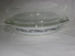 Vintage Pyrex Promotional Cinderella White w/ Black Scroll Divided 1 1/2 Quart Casserole Baking Dish w/ Clear...