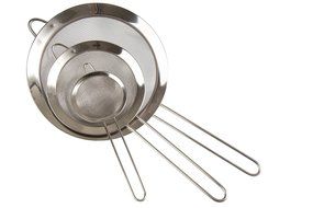 LiangTing Set of 3 Stainless Steel Fine Mesh Food Strainers,Colander Sieve With Handle (3-1/8", 5-1/2" and 7-7...