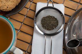 LiangTing Set of 3 Stainless Steel Fine Mesh Food Strainers,Colander Sieve With Handle (3-1/8", 5-1/2" and 7-7... N3