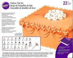 WILTON Cake Decorating DELUXE TIP Set w/ 22 Tips, CASE Coupler &amp; Flower Nail NEW