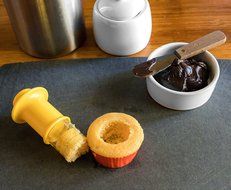 Internet&rsquo;s Best Cupcake Corer | 2 Sizes | Kitchen Pastry Plunger Cutter Decorating Cake Filler N2