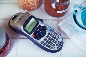 DYMO LetraTag LT-100H Plus Handheld Label Maker with 3 Bonus LetraTag Labeling Tapes (1955663) N4