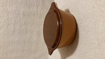 Vintage Pyrex Old Orchard with Dark Brown Lid Casserole Dish #472 1 1/2 pint