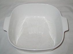 Corning Ware Classic White Glass 4 1/2 Quart Covered Casserole Baking Dish N2