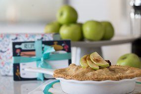 Sweet As Pie Apple Pie Baking Gift Box with Ceramic Pie Dish, Recipe Cards, Crust Mix, Pie Server- This Gourmet... N4
