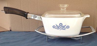 Corning Cornflower 1 3/4 Qt. Casserole with Lid, Stand and Detachable Handle