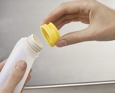 Joseph Joseph Glaze Refillable Silicone Pastry Squeezable Container Interchangeable Brush Heads, Off-White N2
