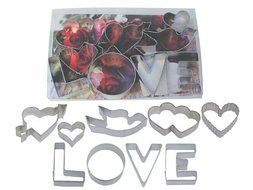 R &amp; M Love 9 Piece Cookie Cutter Set