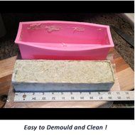 Biowow Rectangular Silicone Cake Soap + Wavy Stainless Steel Soap Cutter N7