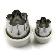 SET of 4, Bento Vegetable, Fruit &amp; Cookie Cutter with Handle by Pearl N2
