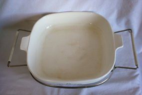 Vintage Corning Ware " Cornflower Blue " Pyroceram Skillet Casserole w/ Solid Color Lid B-5 - 2 Inch by 9.75 Inch N2