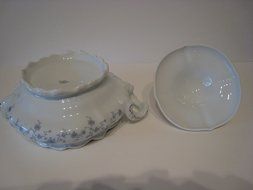 Johann Haviland Fine China Blue Garland Covered Casserole Dish N7