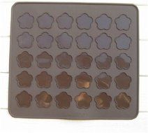 U-beauty Cute 30-tray Cherry Flower Silicone Macaroon Mat Homemade Pastry Cookie Sheet Baking Mat