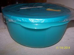 Tupperware Crystalwave 4qt Microwaveable Dish Caribbean Sea/Chickadee