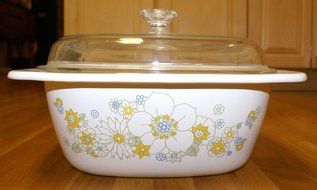 Corning Ware Floral Bouquet Dutch Oven Casserole Baking Dish P-34-b