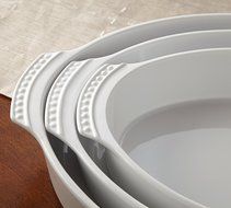 Food &amp; Wine For Gorham Oval Baker, Medium N4