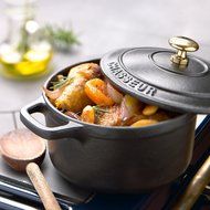 Chasseur 5.5-quart Blue French Enameled Cast Iron Round Dutch Oven N4