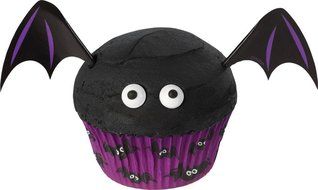 Wilton 415-3025 Bat Cupcake Decorating Kit N3