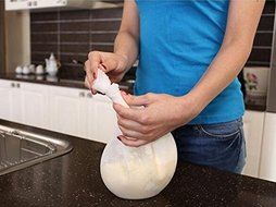 Caryo Kitchen Durable Reusable Lightweight Silicone Non-stick Kneading Dough Bag N2