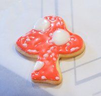 4 Inch Mushroom / Toadstool Cookie Cutter N5