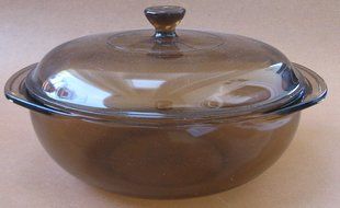 Pyrex 024 2 Liter Amber Glass Bakeware Dish with Lid