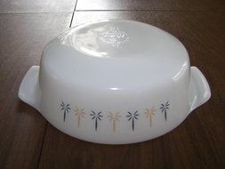 Anchor Hocking Fire-king Candle Glow Pattern 9&quot; Round Casserole