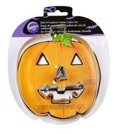 Wilton 2308-5016 Jack-O-Lantern Cutter Set