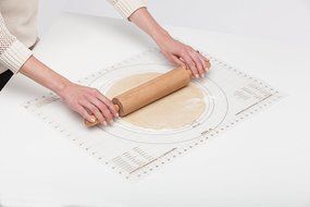 Conimar Kitchen Non-Slip Helper Pastry Mat, 18 by 24-Inch N5